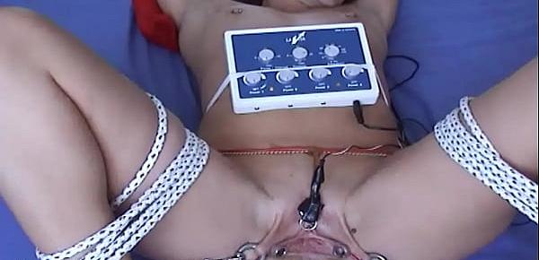  Brutally Abusing Pussy 174 Orgasms Wire Electro stimulation